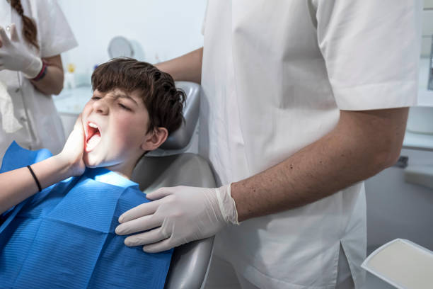 Best Emergency Dental Care for Broken or Chipped Teeth in Groveport, OH